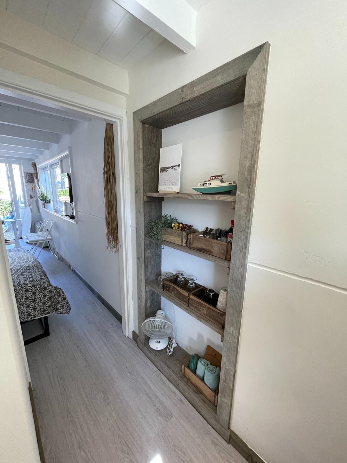 kitchenette2.jpg