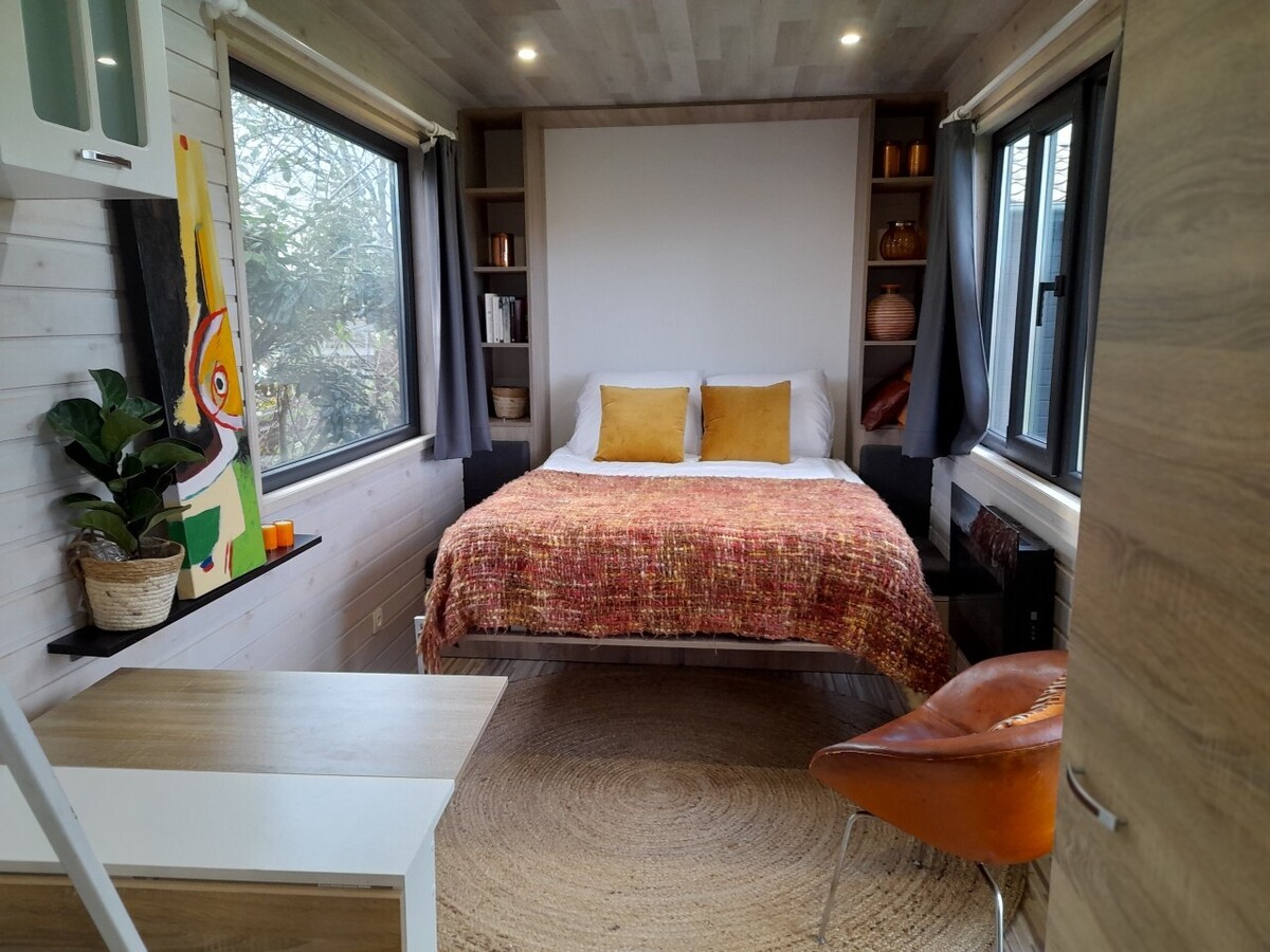 bed_tiny_house.jpg